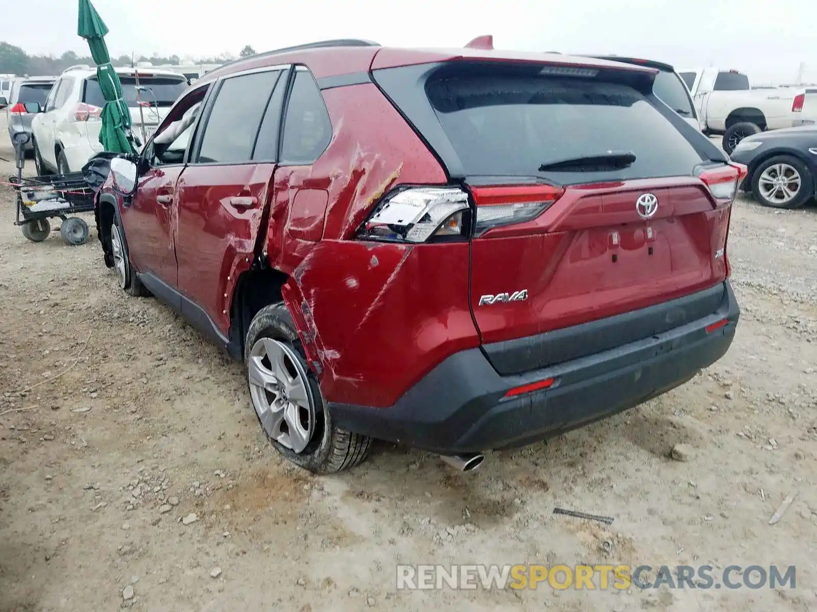 3 Photograph of a damaged car JTMW1RFV9KD508607 TOYOTA RAV4 XLE 2019