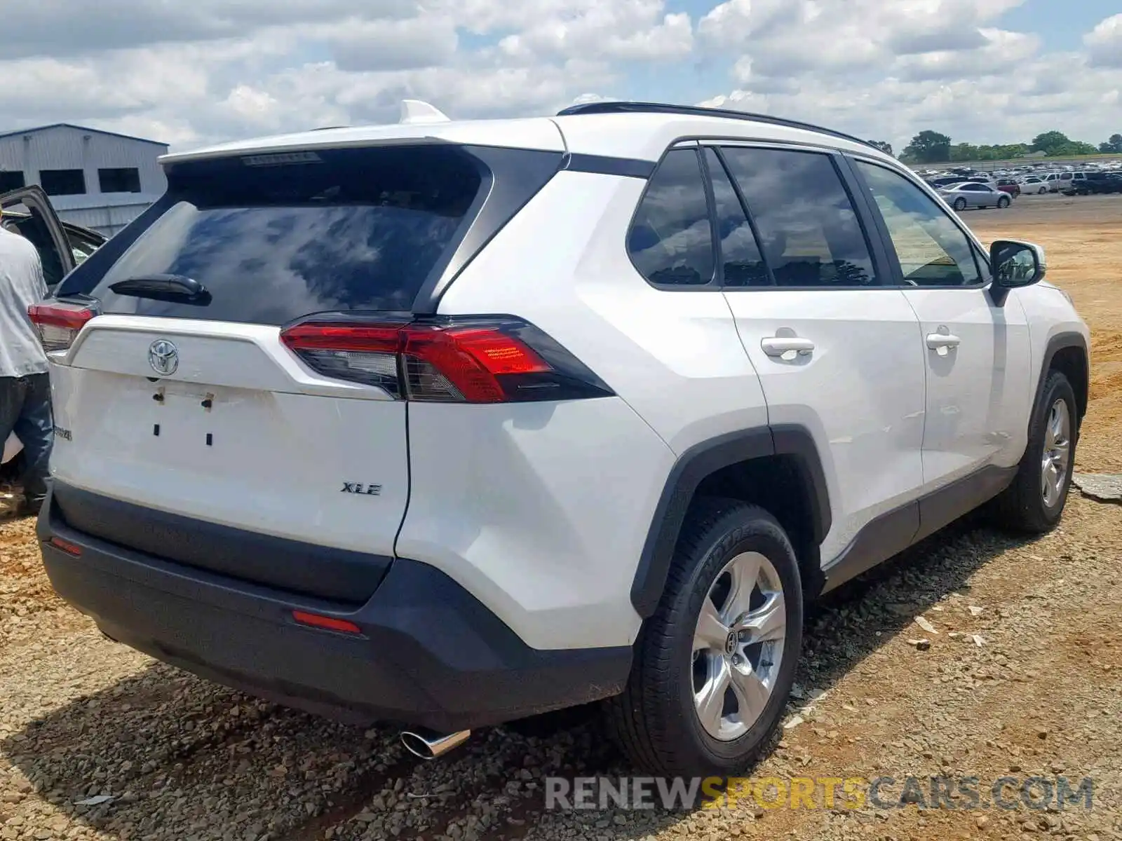 4 Photograph of a damaged car JTMW1RFVXKJ001894 TOYOTA RAV4 XLE 2019