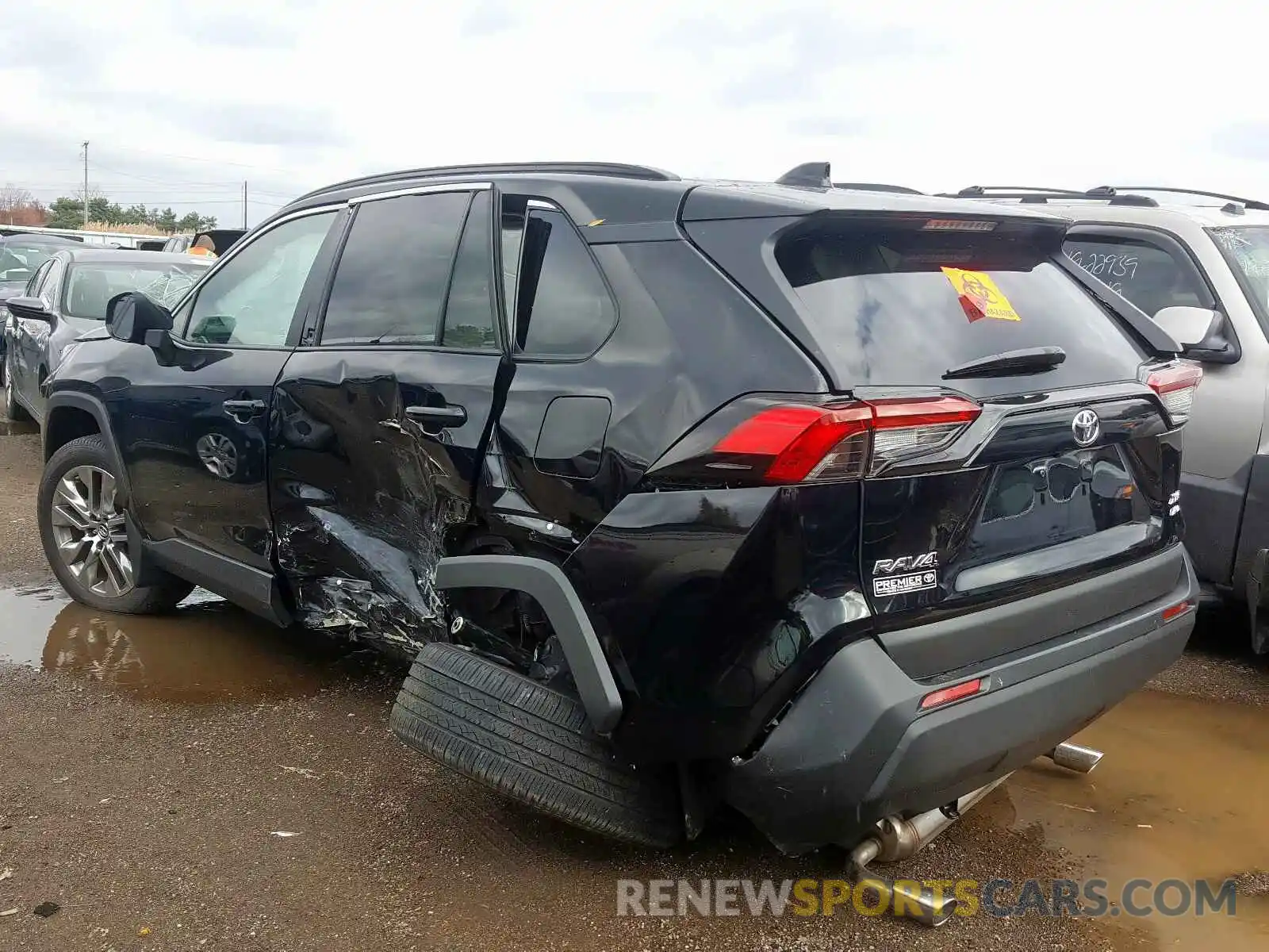 3 Photograph of a damaged car 2T3A1RFV0KC024453 TOYOTA RAV4 XLE P 2019