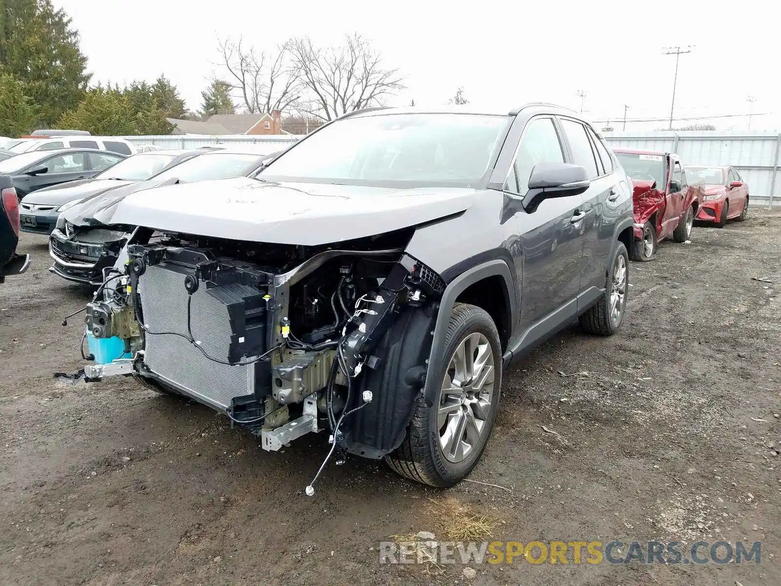 2 Photograph of a damaged car 2T3A1RFV5KC054886 TOYOTA RAV4 XLE P 2019