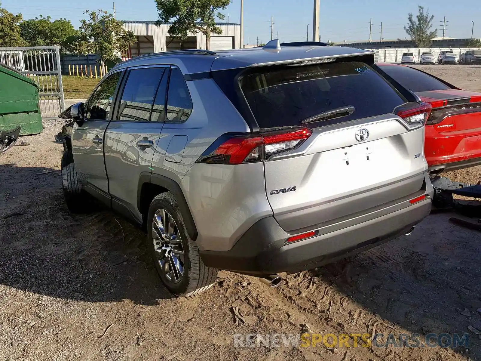 3 Photograph of a damaged car 2T3C1RFV1KC028228 TOYOTA RAV4 XLE P 2019