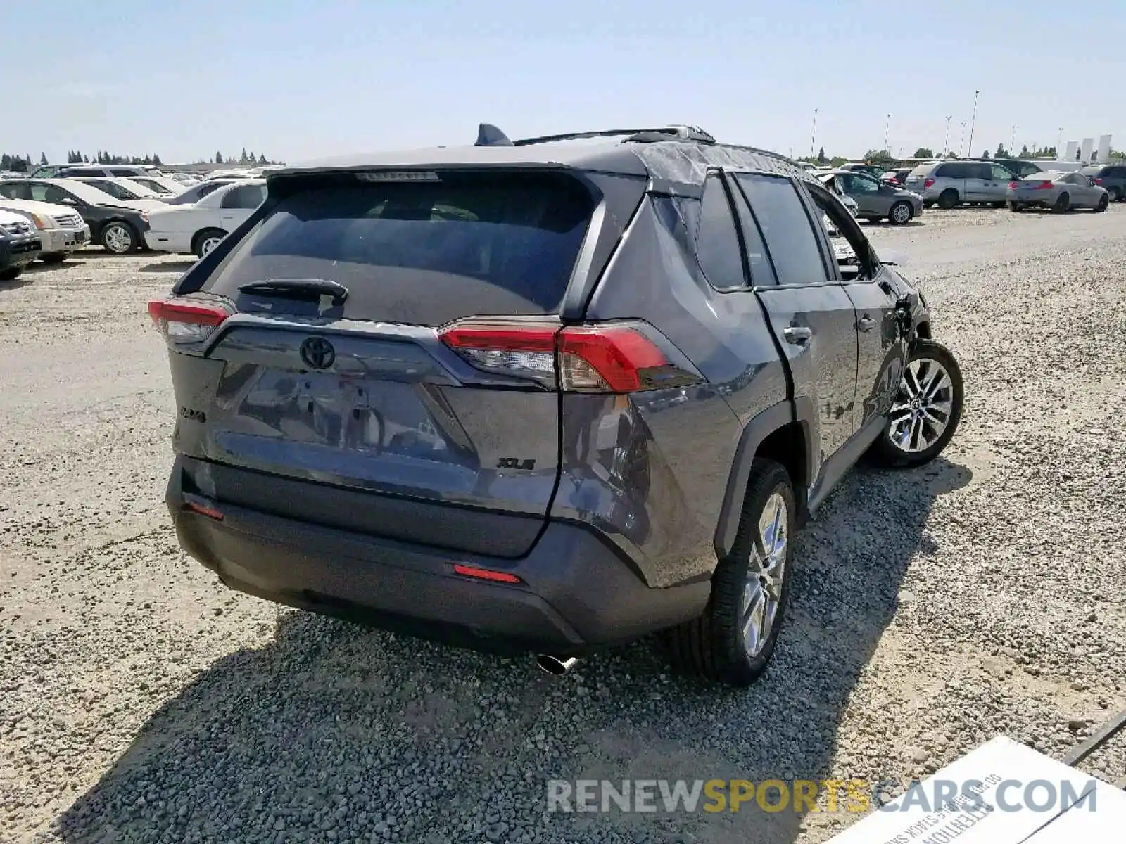 4 Photograph of a damaged car 2T3C1RFV1KW025747 TOYOTA RAV4 XLE P 2019