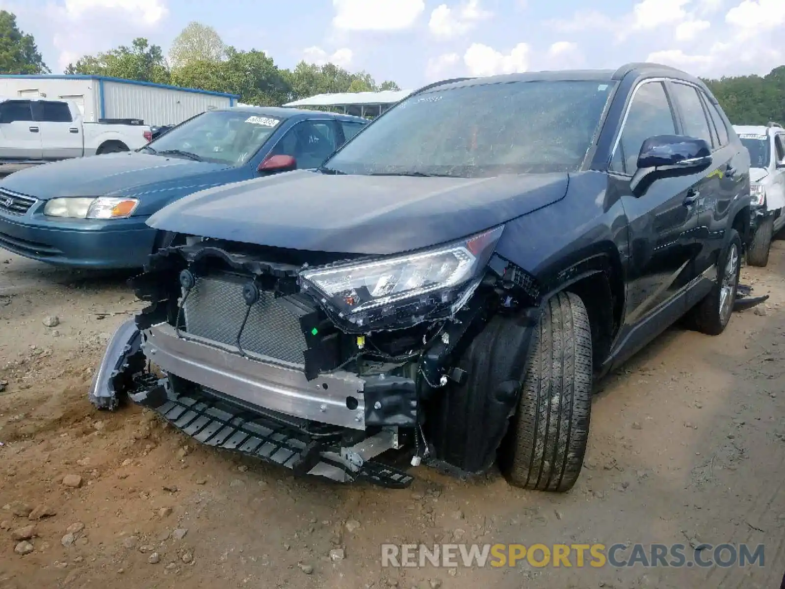 2 Photograph of a damaged car 2T3C1RFV6KC001719 TOYOTA RAV4 XLE P 2019