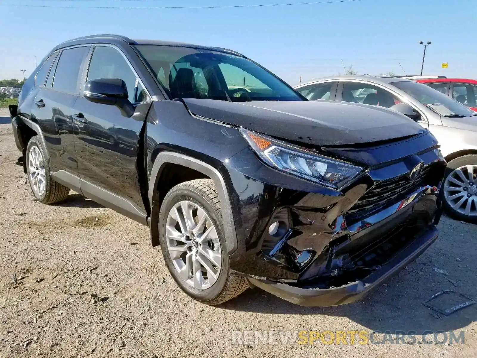 1 Photograph of a damaged car JTMA1RFV0KD038137 TOYOTA RAV4 XLE P 2019