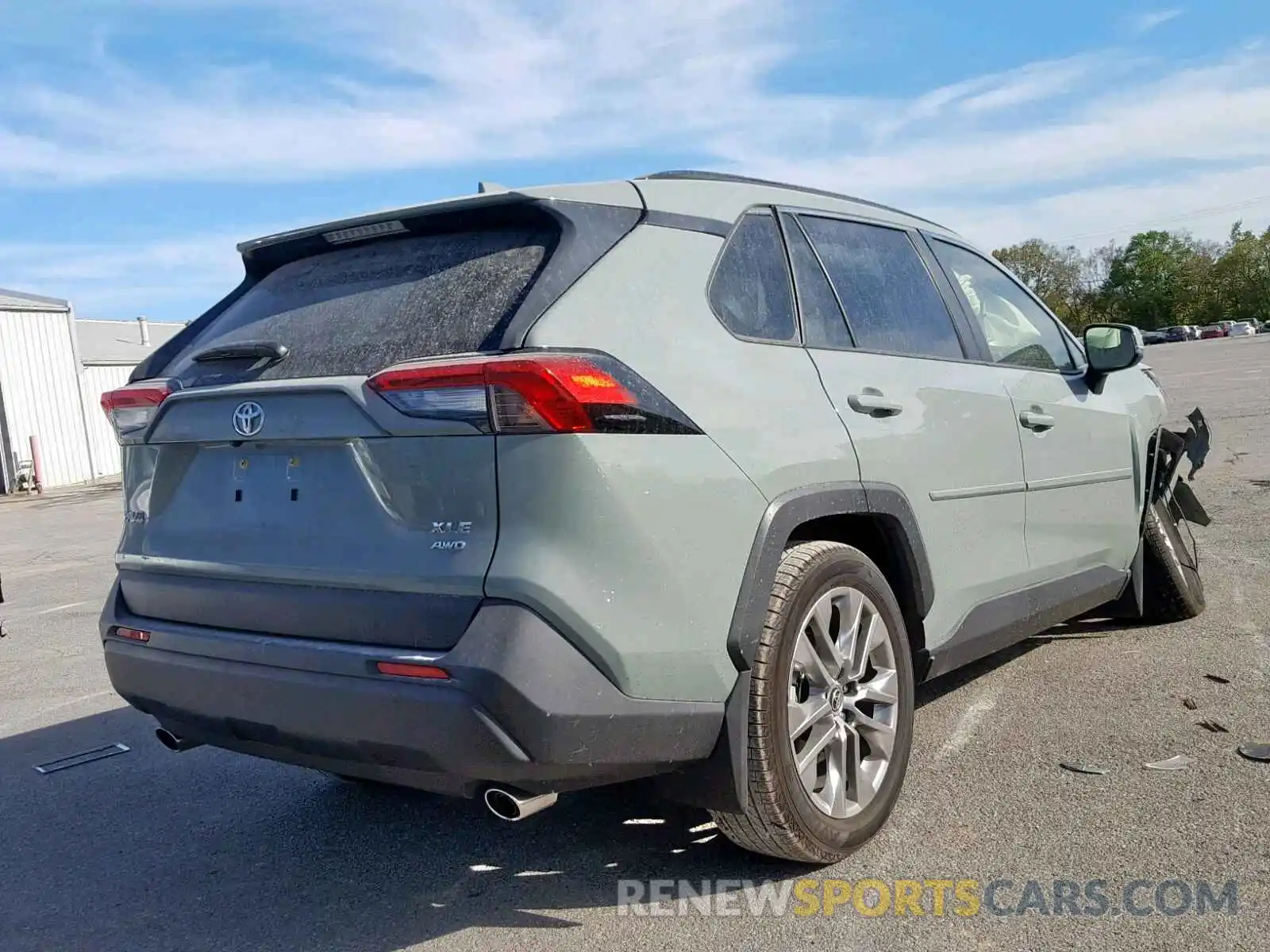 4 Photograph of a damaged car JTMA1RFV2KD014079 TOYOTA RAV4 XLE P 2019