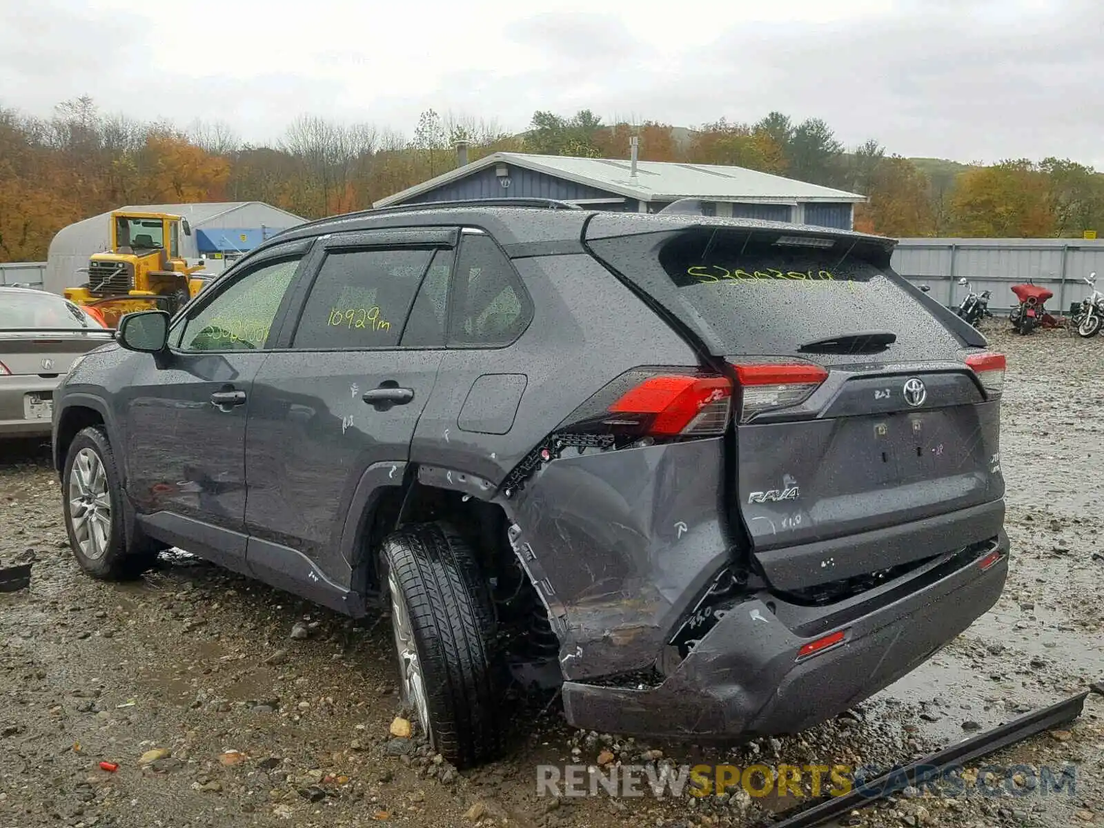 3 Photograph of a damaged car JTMA1RFV3KD006847 TOYOTA RAV4 XLE P 2019