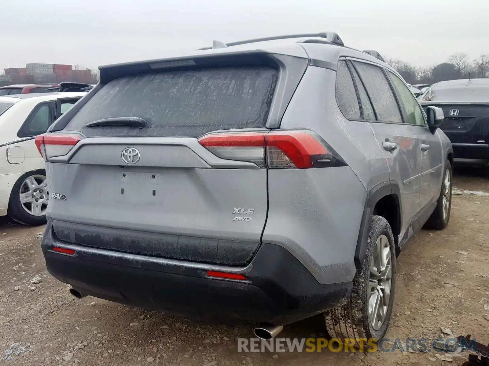 4 Фотография поврежденного автомобиля JTMA1RFV7KD016605 TOYOTA RAV4 XLE P 2019