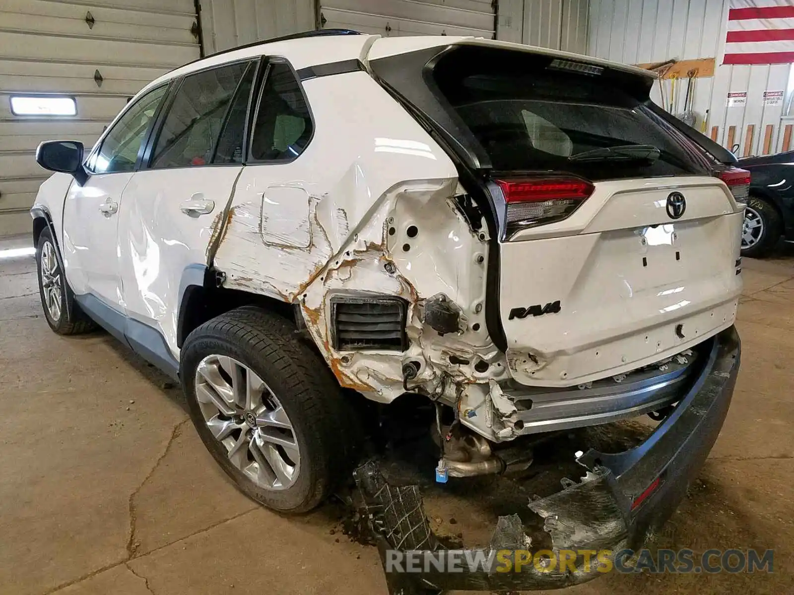 3 Photograph of a damaged car JTMA1RFVXKD511459 TOYOTA RAV4 XLE P 2019