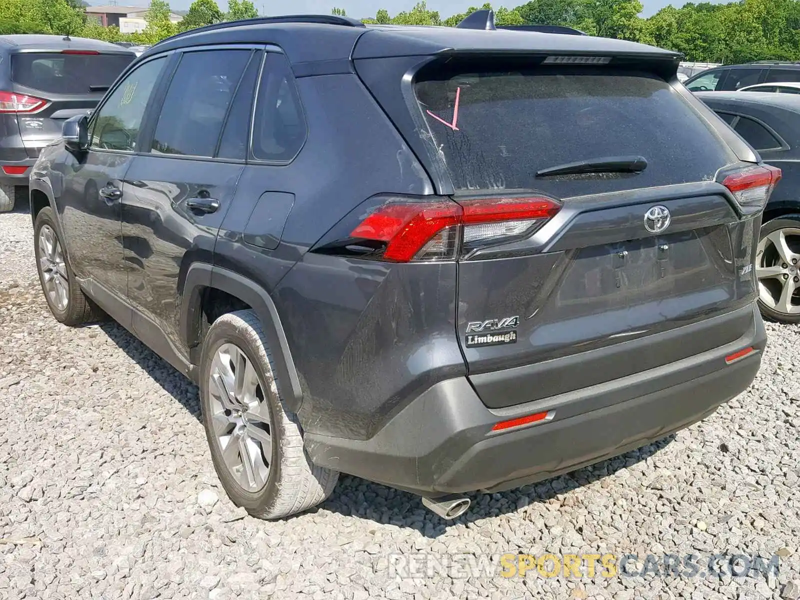 3 Photograph of a damaged car JTMC1RFV0KD014977 TOYOTA RAV4 XLE P 2019