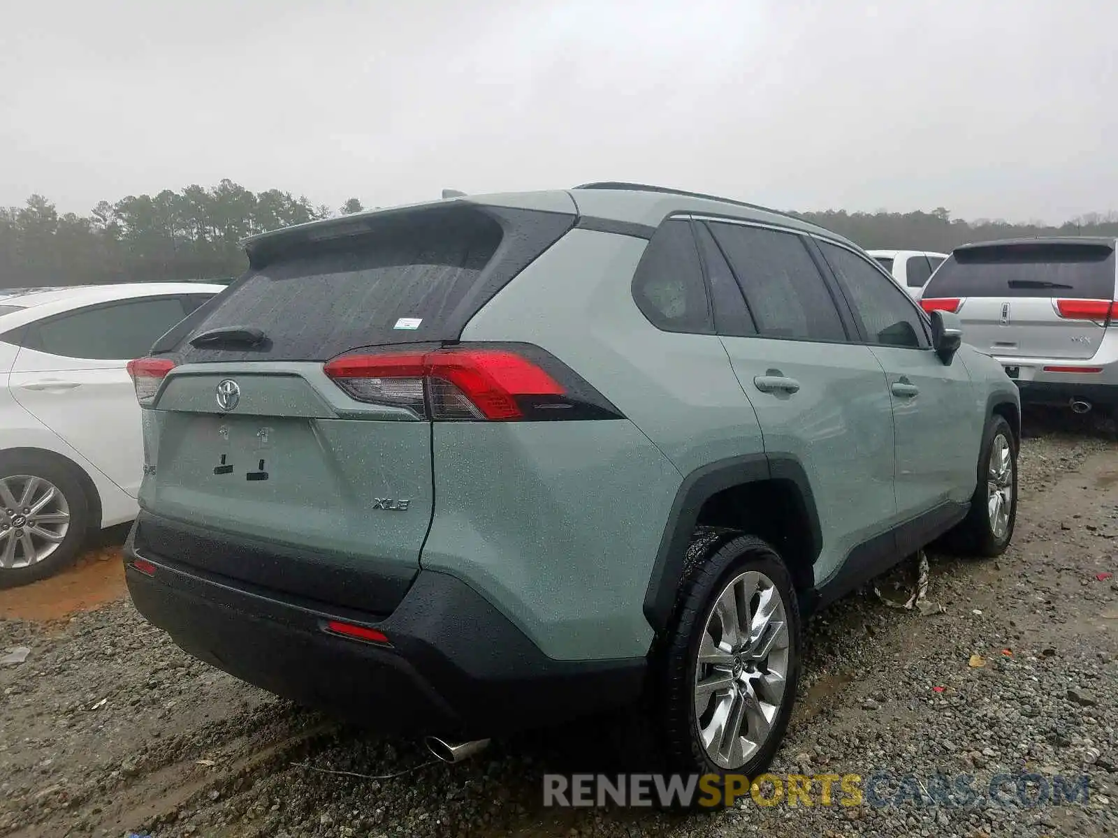 4 Фотография поврежденного автомобиля JTMC1RFV6KD510172 TOYOTA RAV4 XLE P 2019