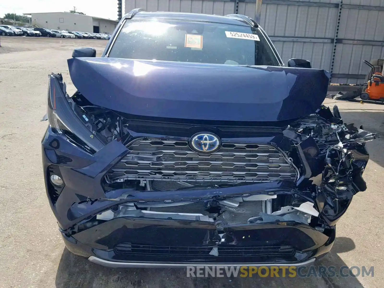 9 Photograph of a damaged car 2T3EWRFV1KW032403 TOYOTA RAV4 XSE 2019