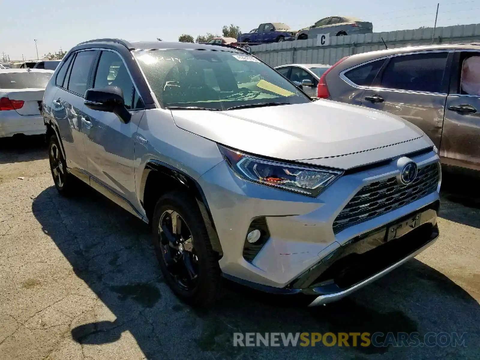 1 Photograph of a damaged car JTMEWRFV3KD505845 TOYOTA RAV4 XSE 2019