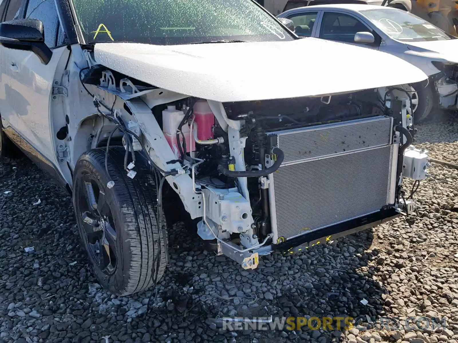 9 Photograph of a damaged car JTMEWRFV6KD504401 TOYOTA RAV4 XSE 2019