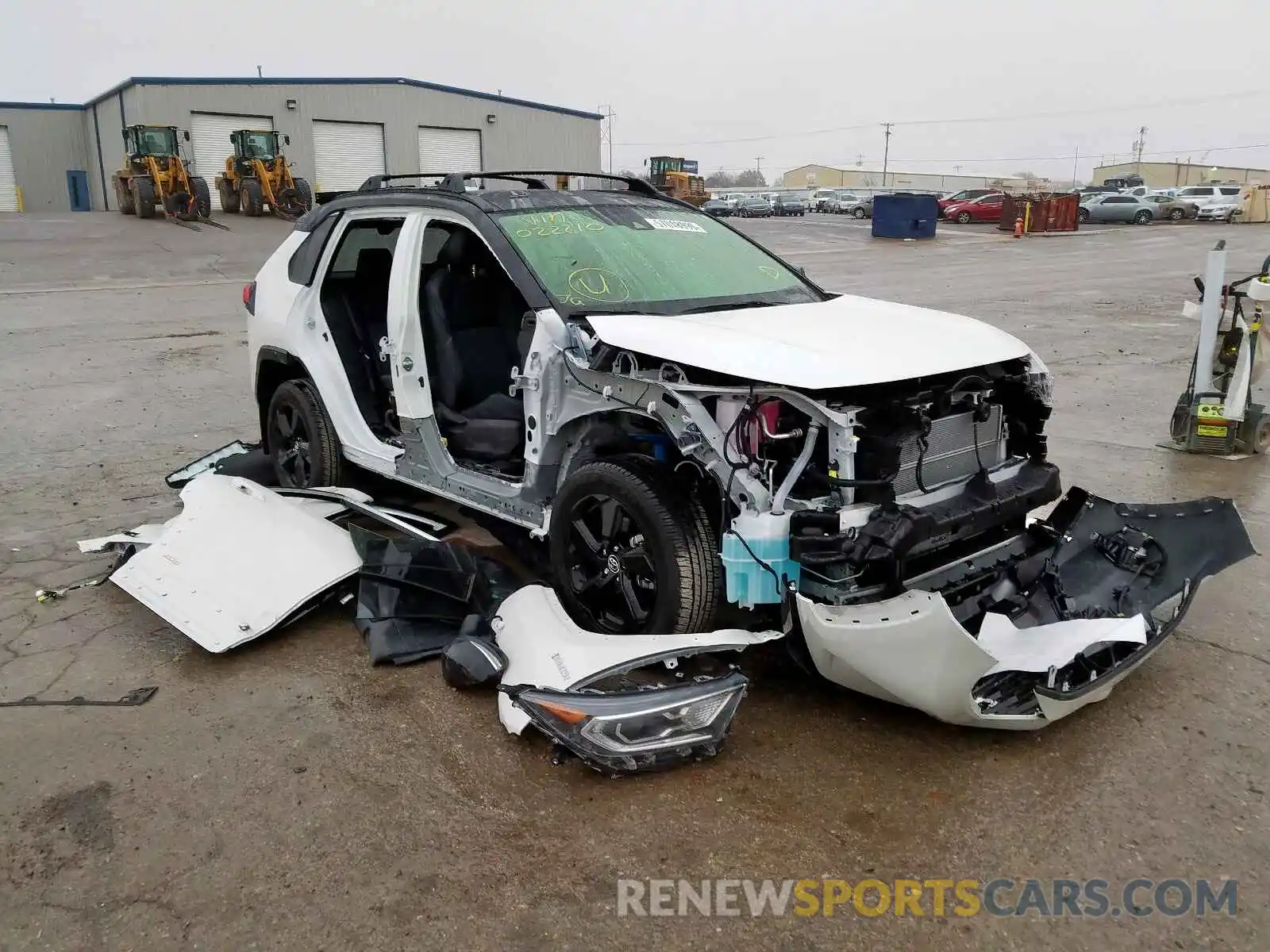 1 Photograph of a damaged car JTMEWRFV8KJ022210 TOYOTA RAV4 XSE 2019