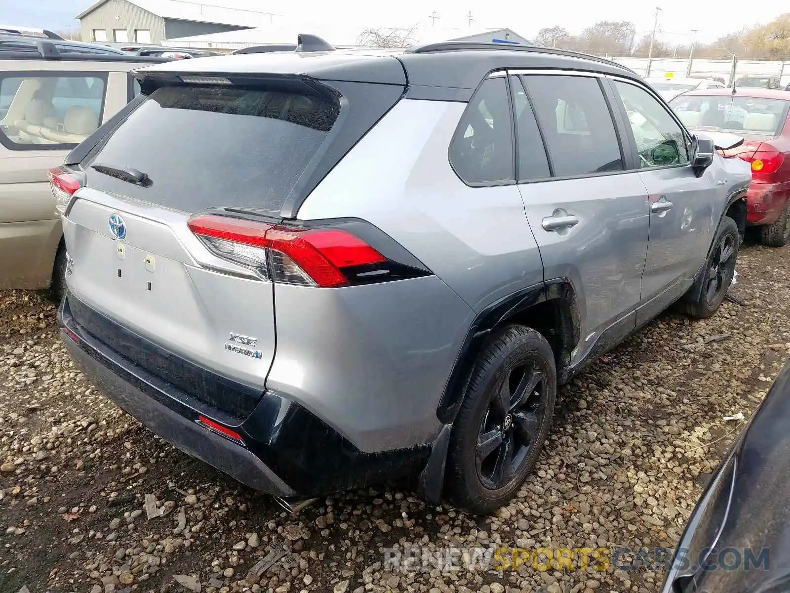 4 Фотография поврежденного автомобиля JTMEWRFV9KJ025326 TOYOTA RAV4 XSE 2019