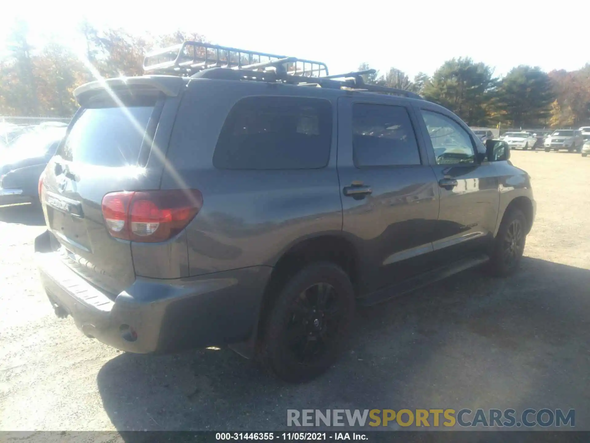 4 Photograph of a damaged car 5TDBY5G10KS169352 TOYOTA SEQUOIA 2019