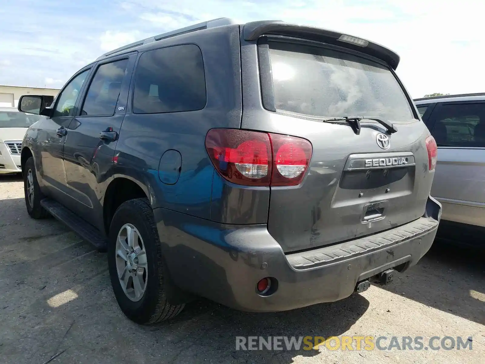 3 Photograph of a damaged car 5TDBY5G10KS170999 TOYOTA SEQUOIA 2019