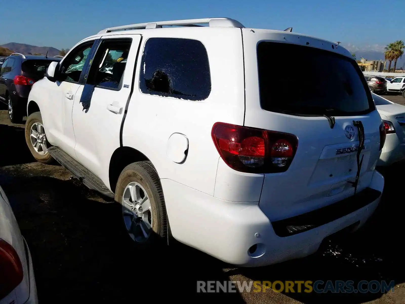 3 Photograph of a damaged car 5TDBY5G11KS169196 TOYOTA SEQUOIA 2019