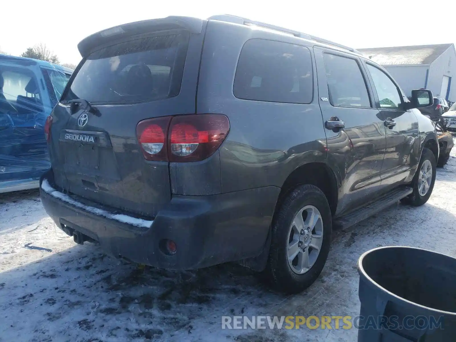 4 Photograph of a damaged car 5TDBY5G11KS169621 TOYOTA SEQUOIA 2019