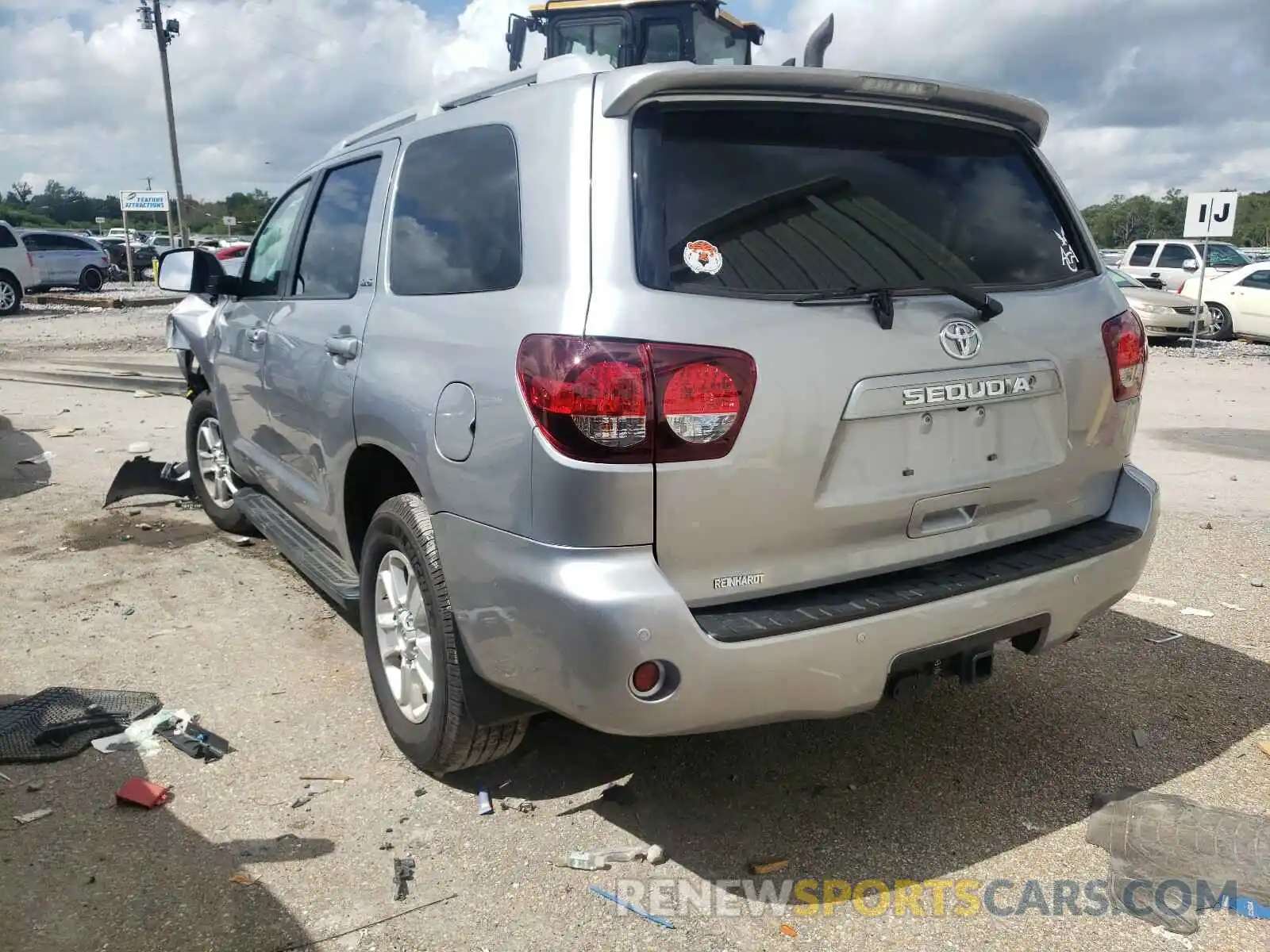 3 Photograph of a damaged car 5TDBY5G11KS173796 TOYOTA SEQUOIA 2019