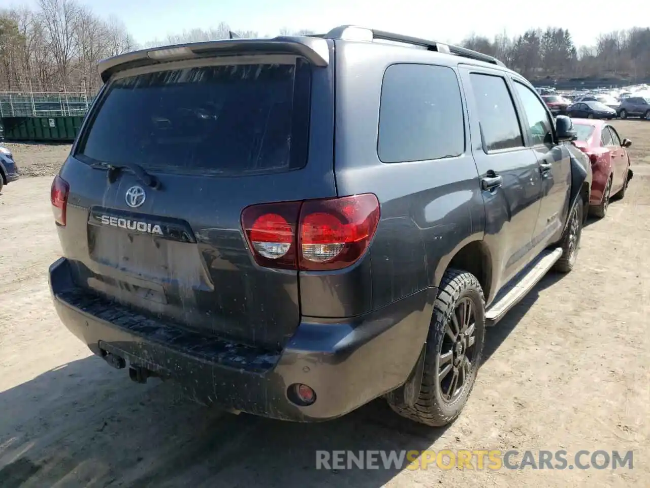 4 Photograph of a damaged car 5TDBY5G11KS174270 TOYOTA SEQUOIA 2019