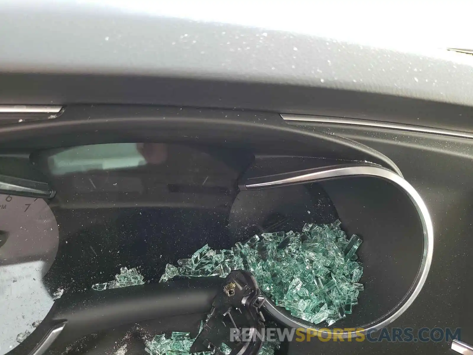 8 Photograph of a damaged car 5TDBY5G12KS169899 TOYOTA SEQUOIA 2019