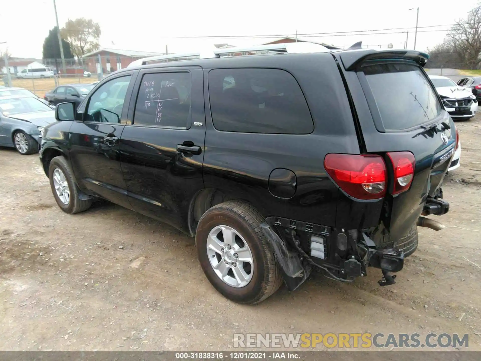 3 Фотография поврежденного автомобиля 5TDBY5G13KS167272 TOYOTA SEQUOIA 2019