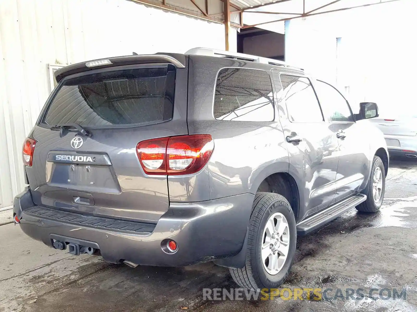 4 Photograph of a damaged car 5TDBY5G13KS170947 TOYOTA SEQUOIA 2019