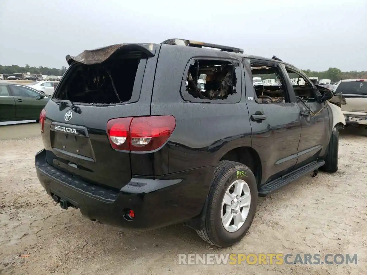 4 Фотография поврежденного автомобиля 5TDBY5G13KS171239 TOYOTA SEQUOIA 2019