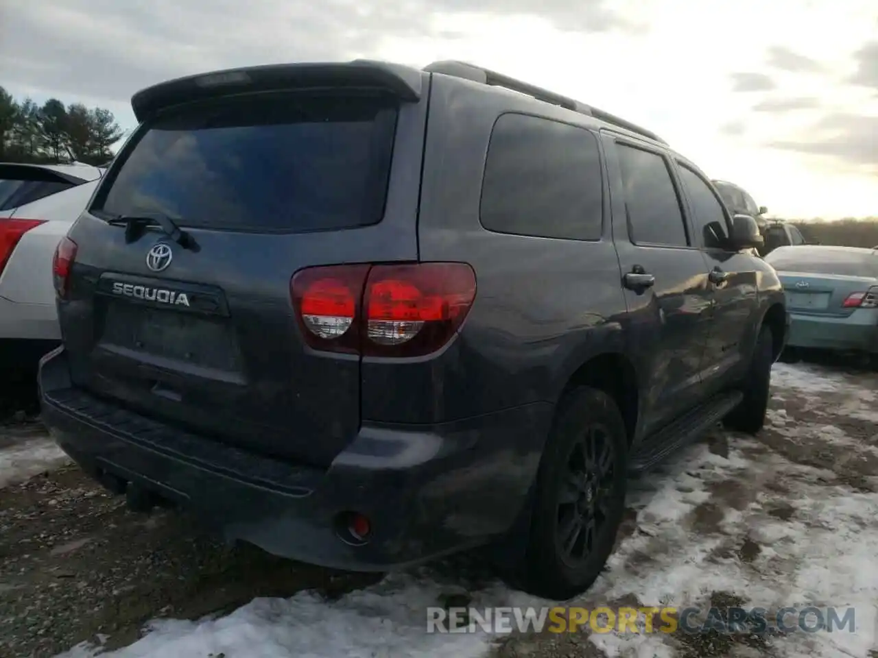 4 Photograph of a damaged car 5TDBY5G13KS172889 TOYOTA SEQUOIA 2019