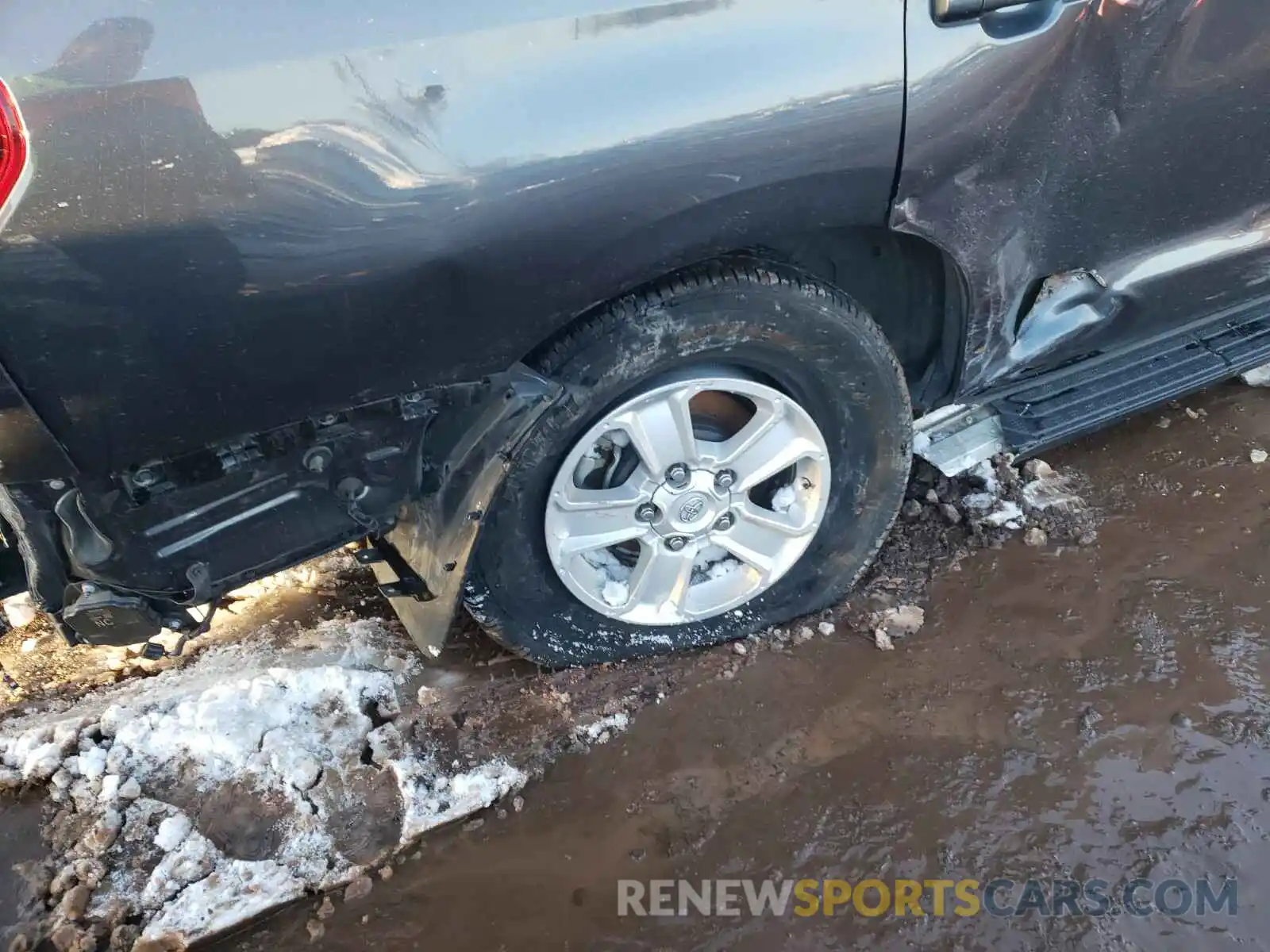 9 Photograph of a damaged car 5TDBY5G14KS170973 TOYOTA SEQUOIA 2019