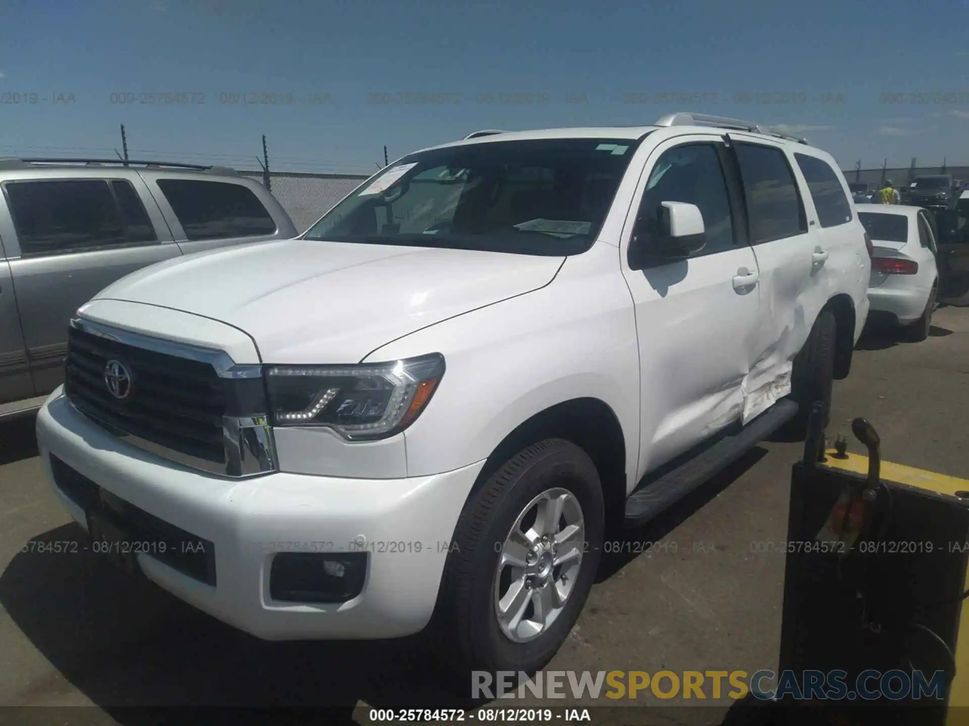 2 Photograph of a damaged car 5TDBY5G16KS168805 TOYOTA SEQUOIA 2019