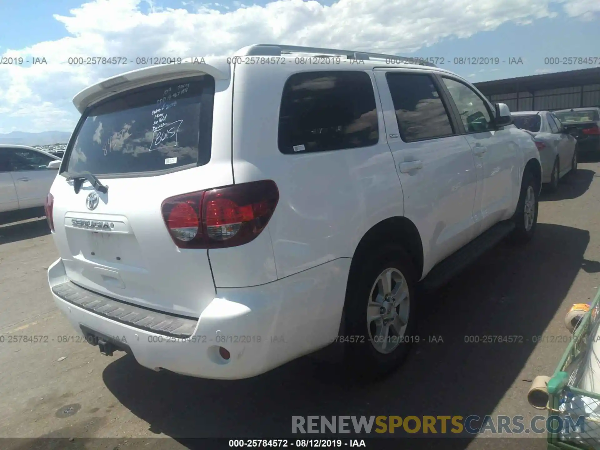 4 Фотография поврежденного автомобиля 5TDBY5G16KS168805 TOYOTA SEQUOIA 2019