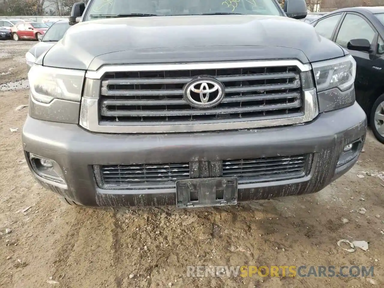 9 Фотография поврежденного автомобиля 5TDBY5G16KS169663 TOYOTA SEQUOIA 2019