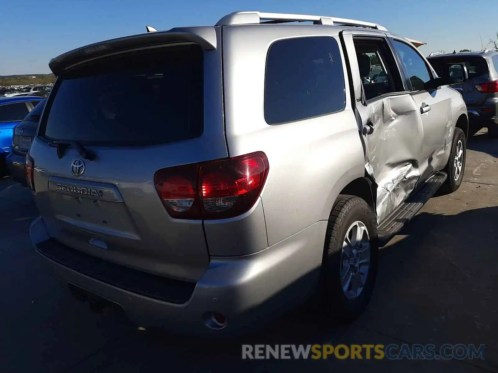 4 Photograph of a damaged car 5TDBY5G16KS170022 TOYOTA SEQUOIA 2019