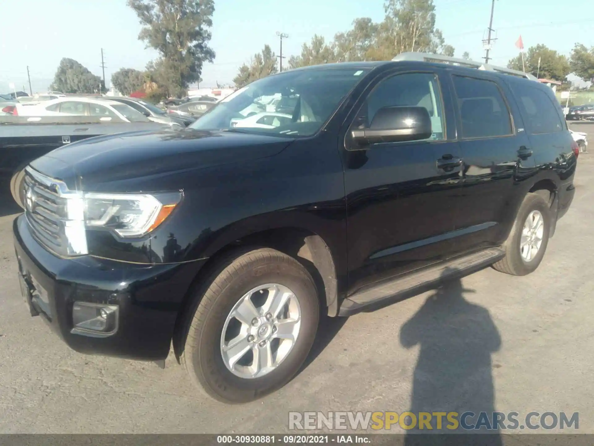 2 Photograph of a damaged car 5TDBY5G16KS174281 TOYOTA SEQUOIA 2019