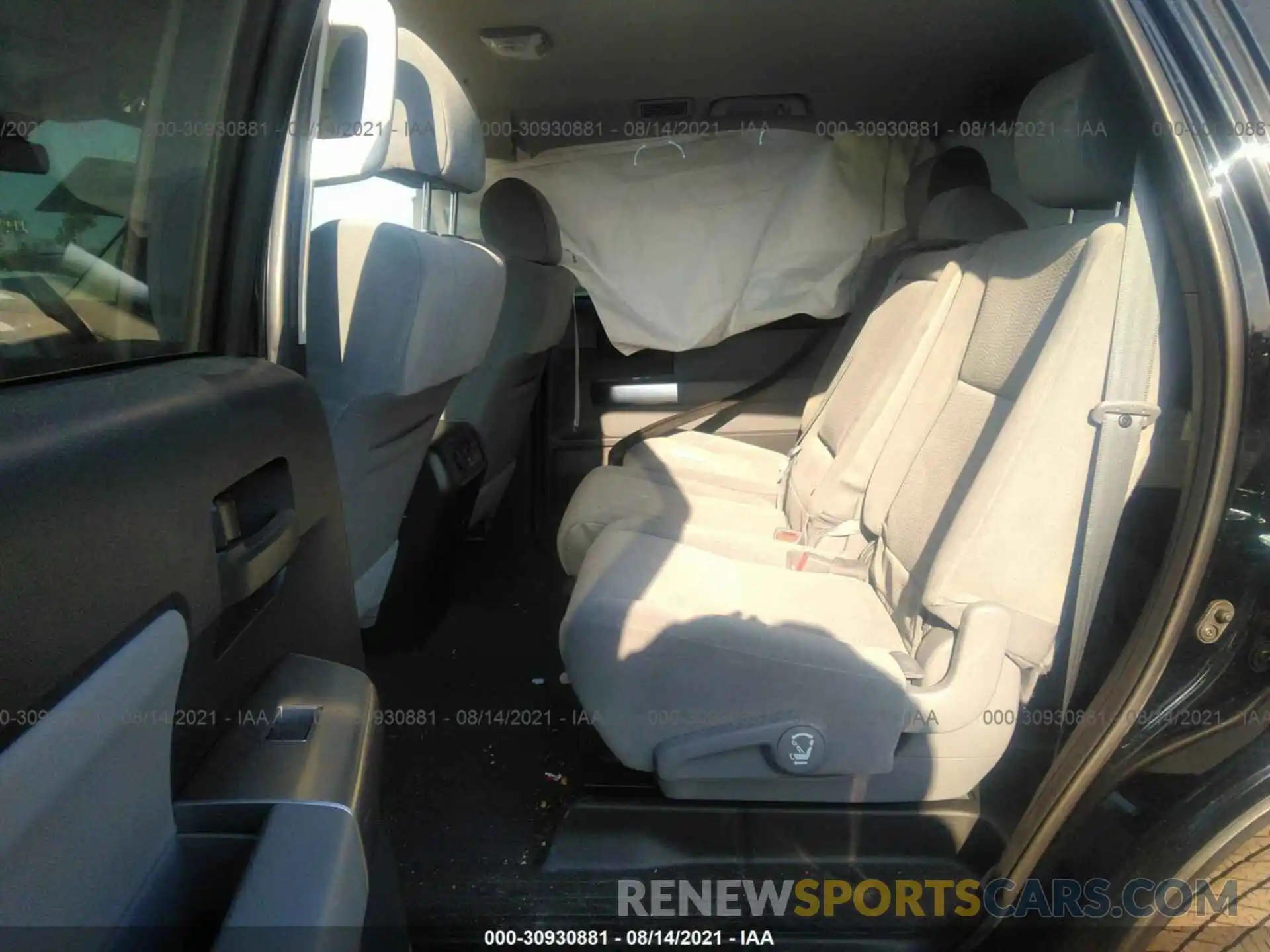 8 Photograph of a damaged car 5TDBY5G16KS174281 TOYOTA SEQUOIA 2019