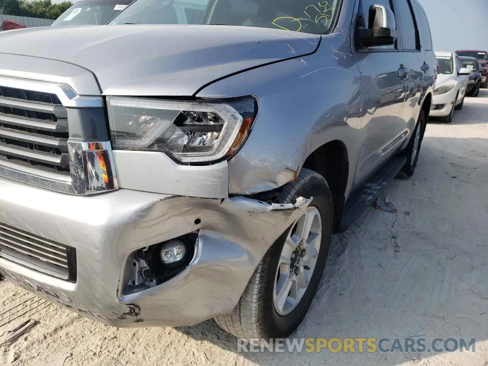 9 Photograph of a damaged car 5TDBY5G17KS170515 TOYOTA SEQUOIA 2019