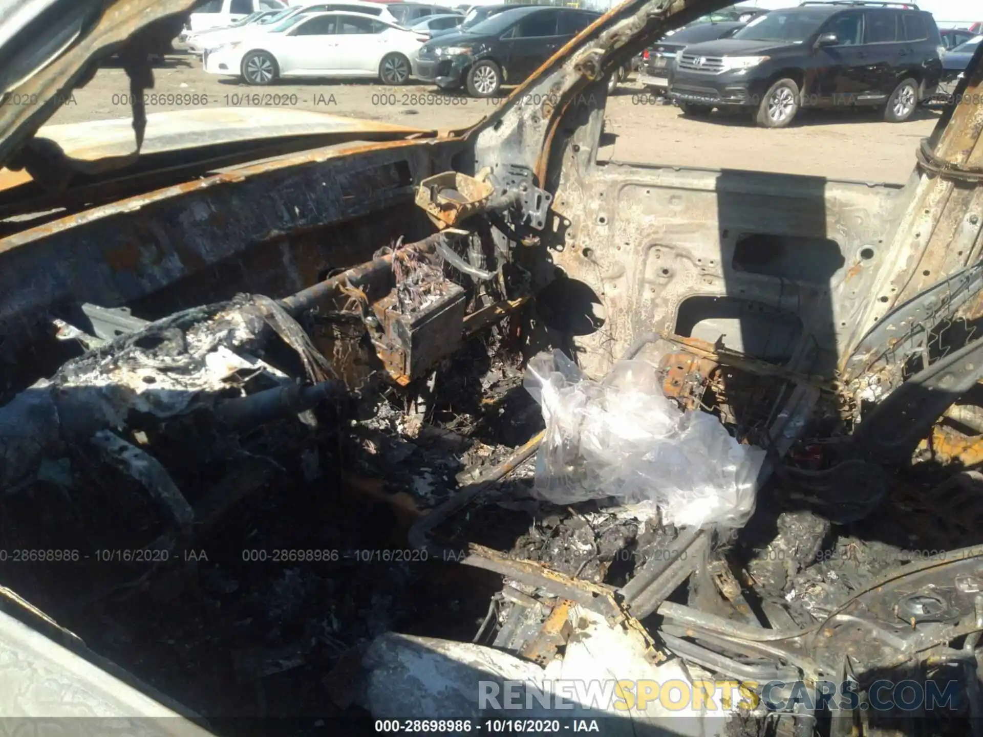 5 Фотография поврежденного автомобиля 5TDBY5G17KS171213 TOYOTA SEQUOIA 2019