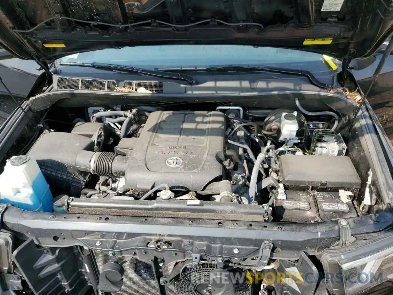 7 Photograph of a damaged car 5TDBY5G17KS171664 TOYOTA SEQUOIA 2019