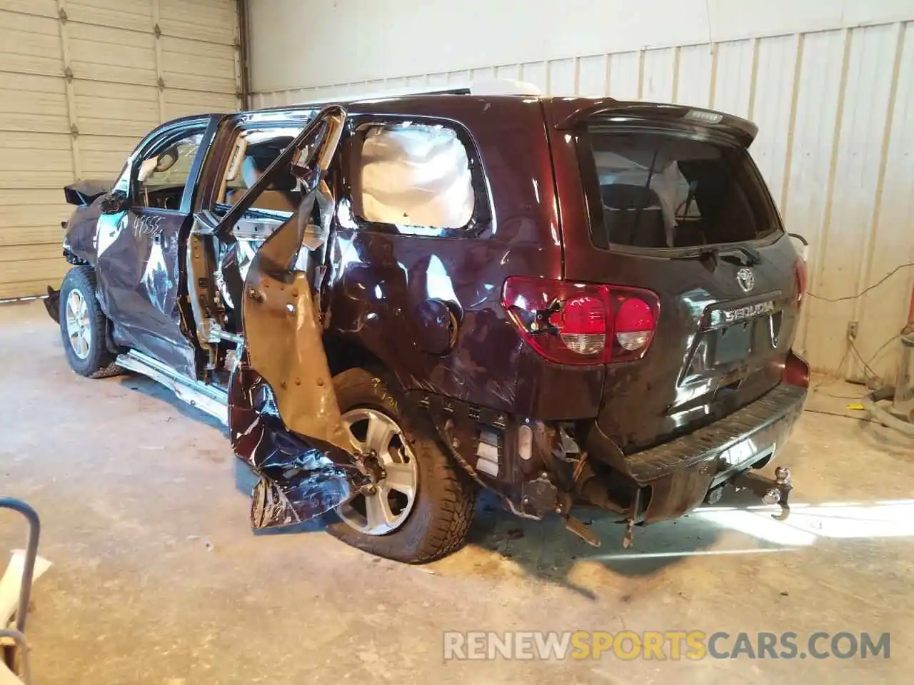 3 Photograph of a damaged car 5TDBY5G17KS173043 TOYOTA SEQUOIA 2019