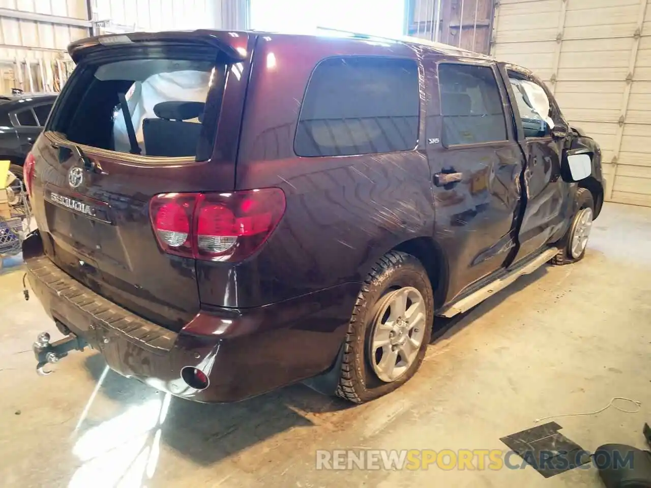 4 Photograph of a damaged car 5TDBY5G17KS173043 TOYOTA SEQUOIA 2019