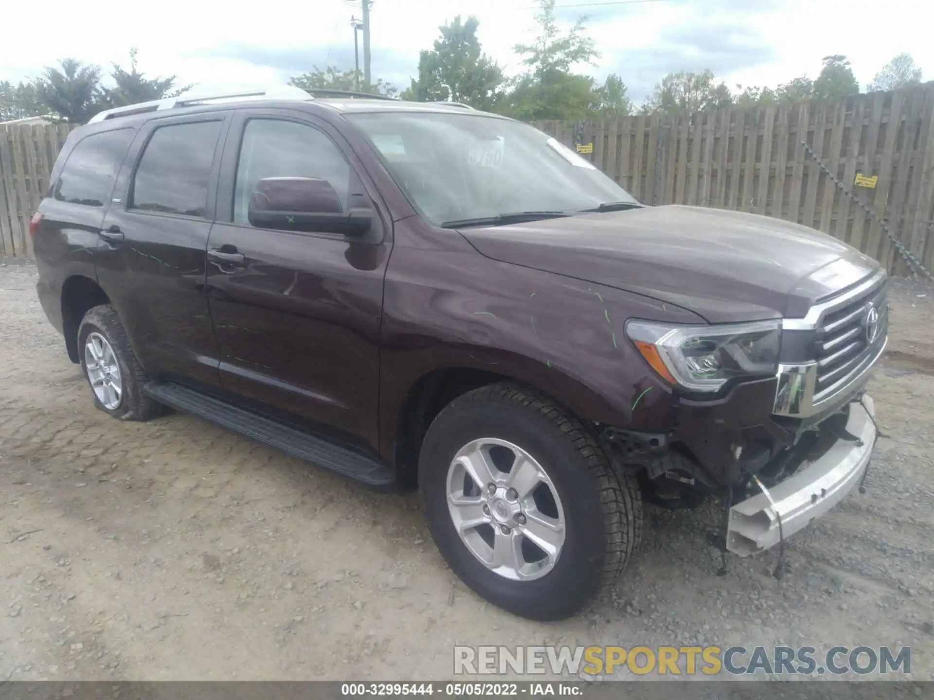 1 Photograph of a damaged car 5TDBY5G18KS168191 TOYOTA SEQUOIA 2019