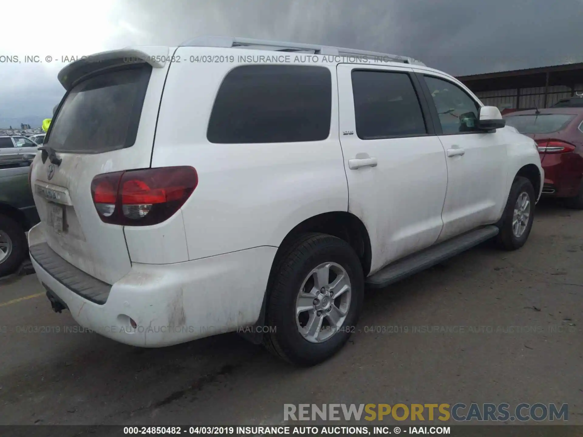 4 Фотография поврежденного автомобиля 5TDBY5G19KS169236 TOYOTA SEQUOIA 2019