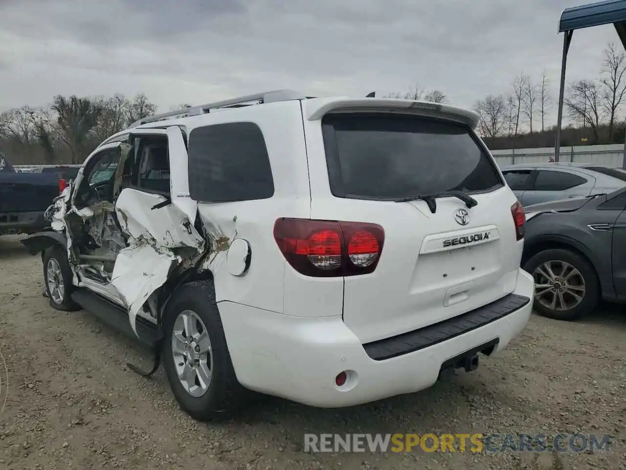 2 Photograph of a damaged car 5TDBY5G1XKS174171 TOYOTA SEQUOIA 2019