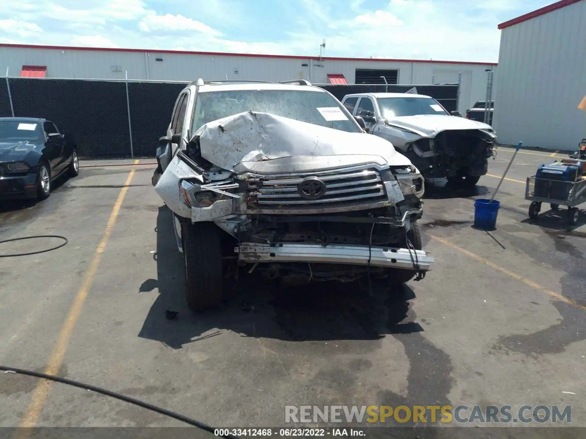 6 Photograph of a damaged car 5TDDY5G18KS167082 TOYOTA SEQUOIA 2019