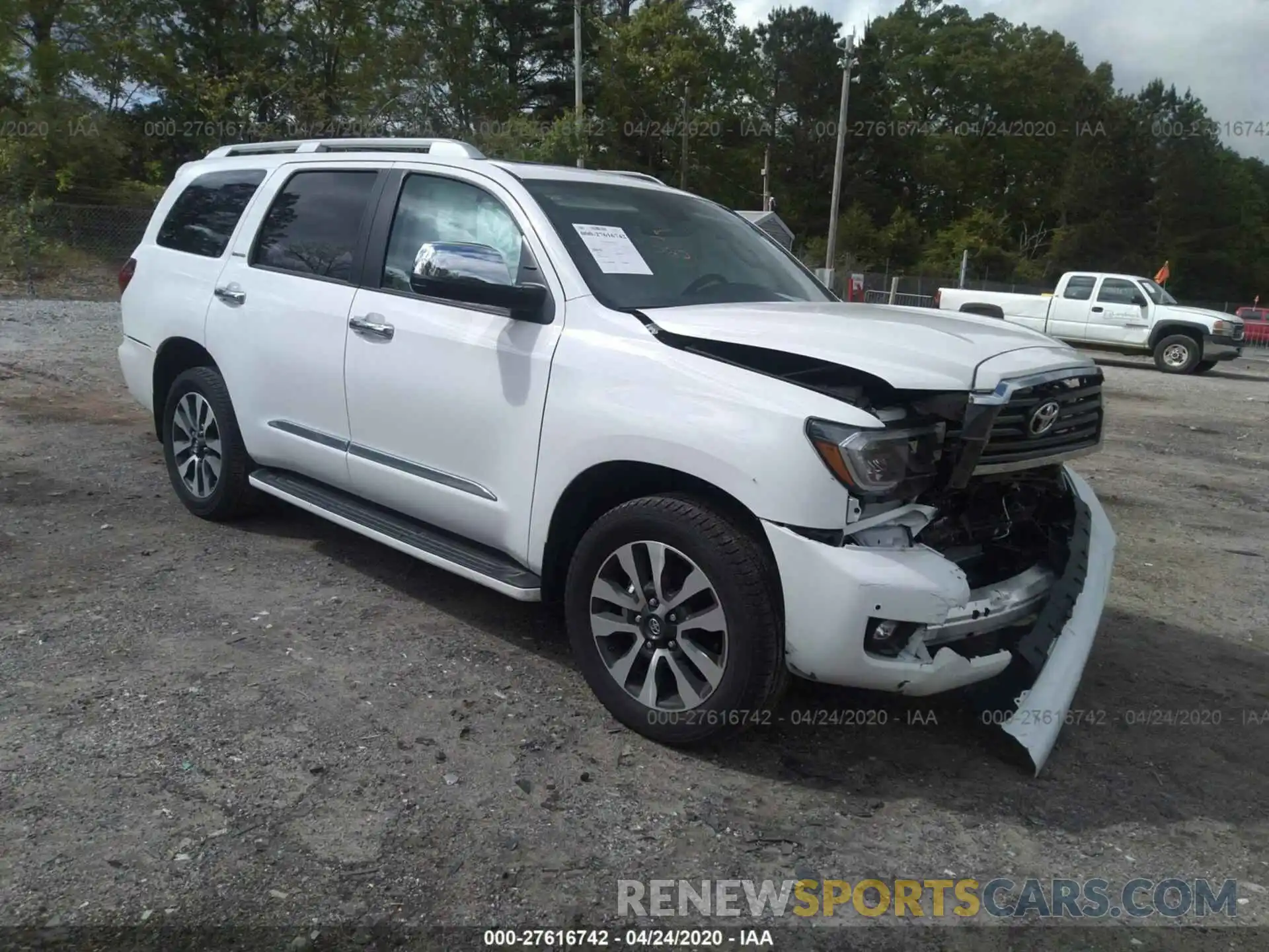 1 Photograph of a damaged car 5TDJY5G12KS171373 TOYOTA SEQUOIA 2019