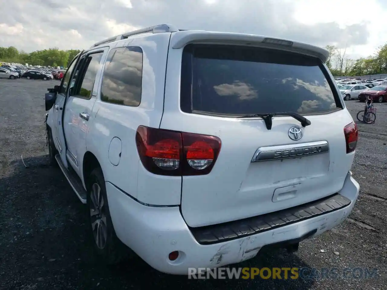 3 Photograph of a damaged car 5TDJY5G13KS166988 TOYOTA SEQUOIA 2019