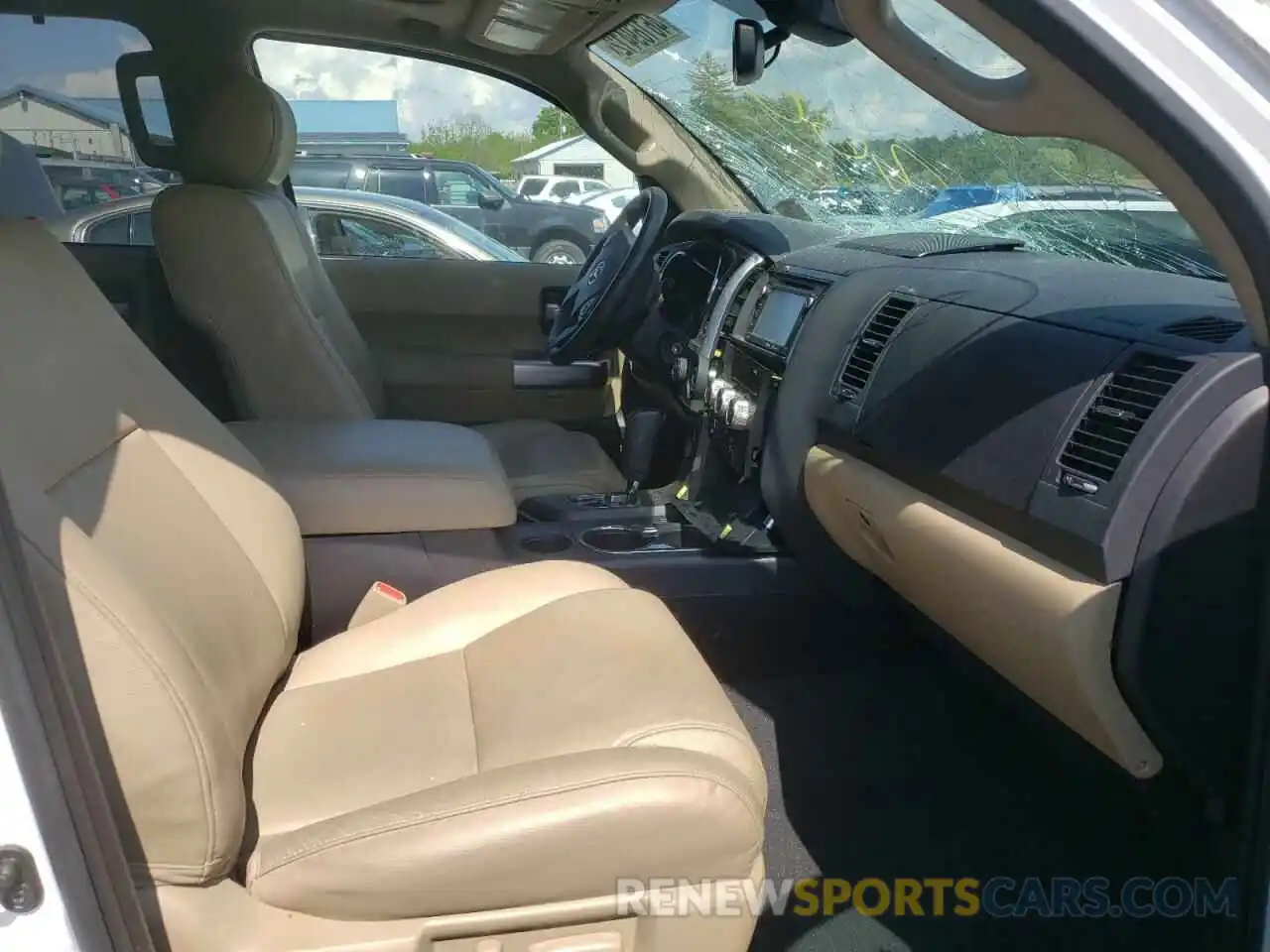 5 Photograph of a damaged car 5TDJY5G13KS166988 TOYOTA SEQUOIA 2019