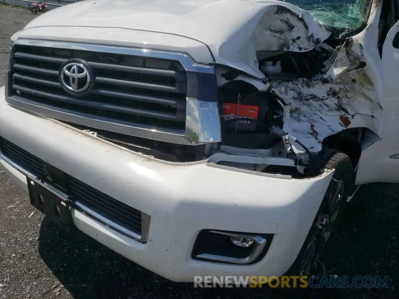 7 Photograph of a damaged car 5TDJY5G13KS166988 TOYOTA SEQUOIA 2019